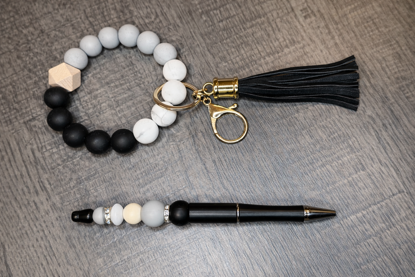 Beaded Wristlet & Pen Duo